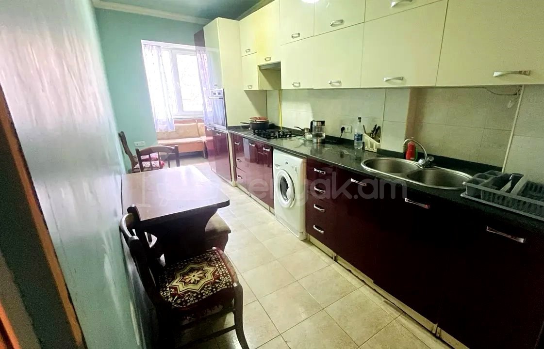 3 Սենյականոց Բնակարան, 96քմ, 2/9 հարկ, Կապիտալ Վերանորոգված