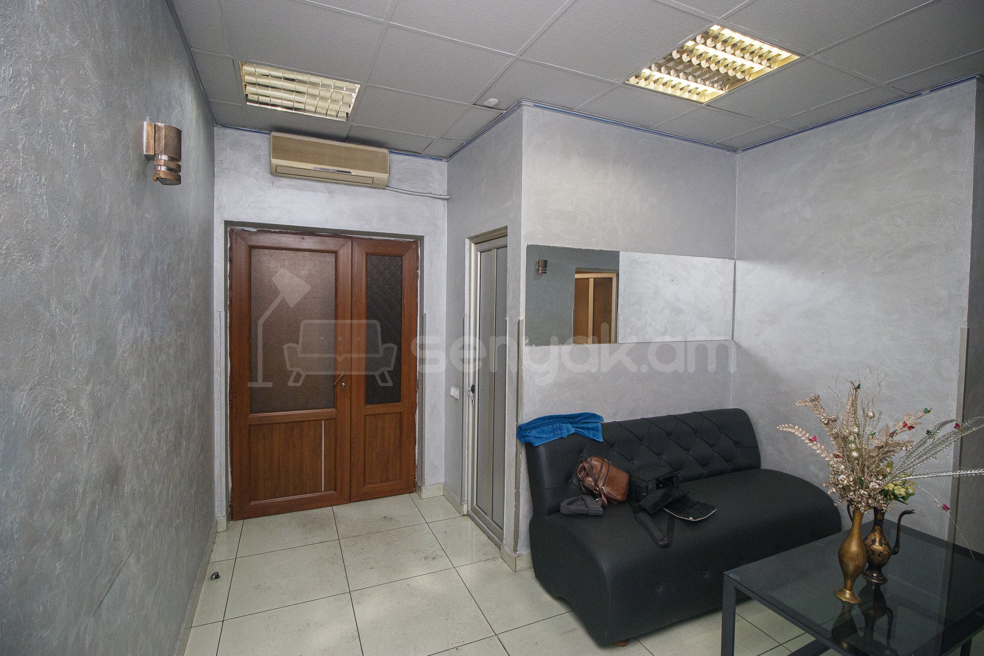 Օֆիսային Տարածք, 90քմ