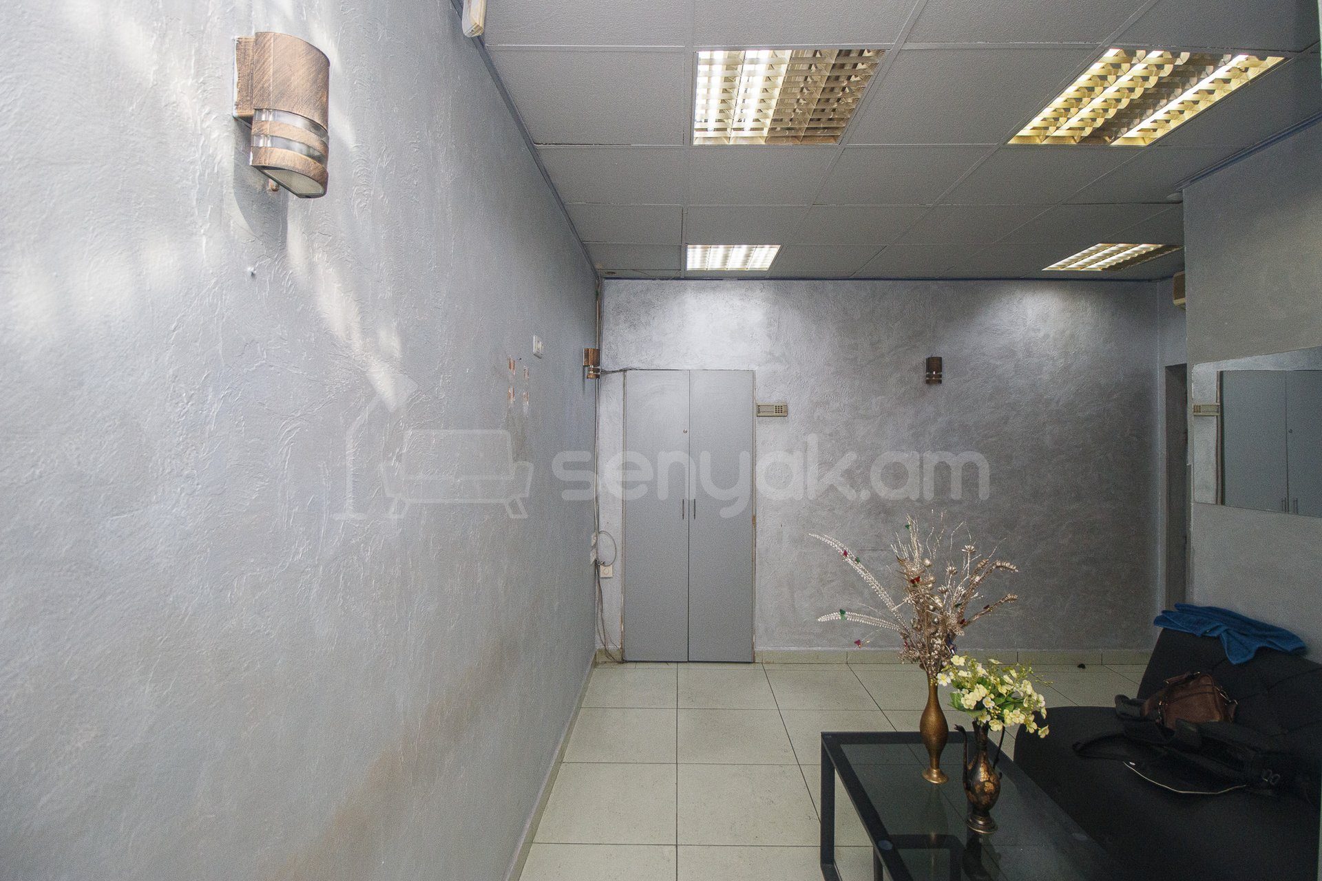 Օֆիսային Տարածք, 90քմ