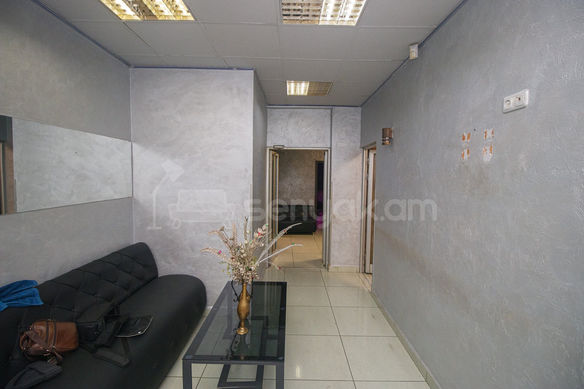 Օֆիսային Տարածք, 90քմ