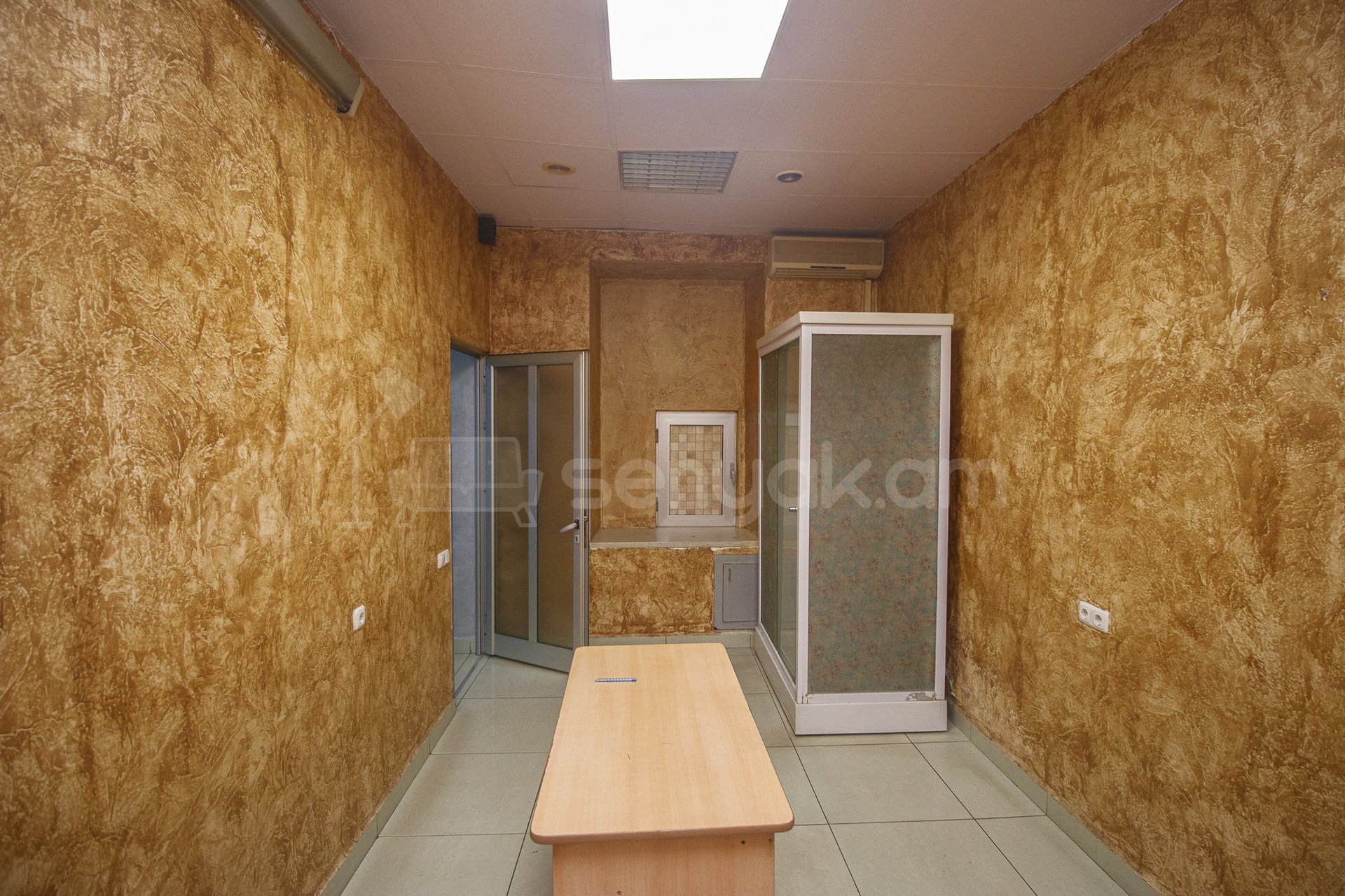 Օֆիսային Տարածք, 90քմ