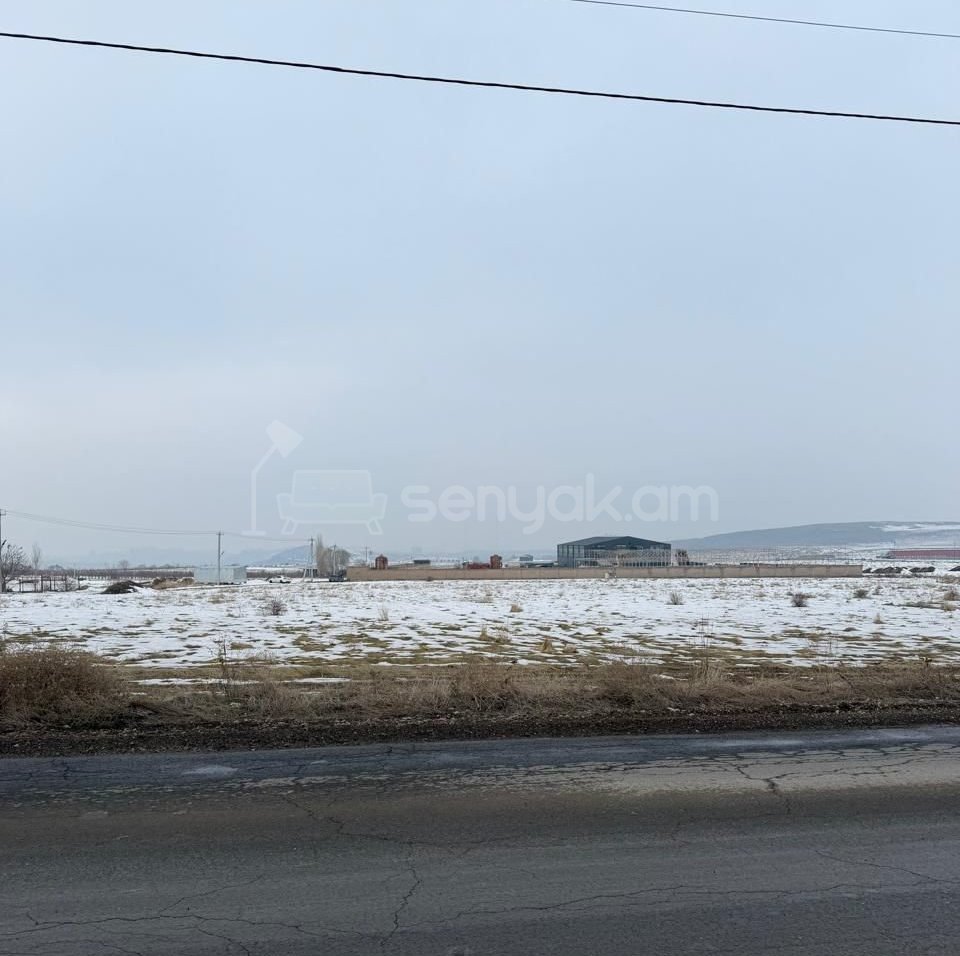 Կոմերցիոն Հողատարածք, 4500քմ, Ոռոգման Ջրով, Էլեկտրականությամբ, Պարսպապատ