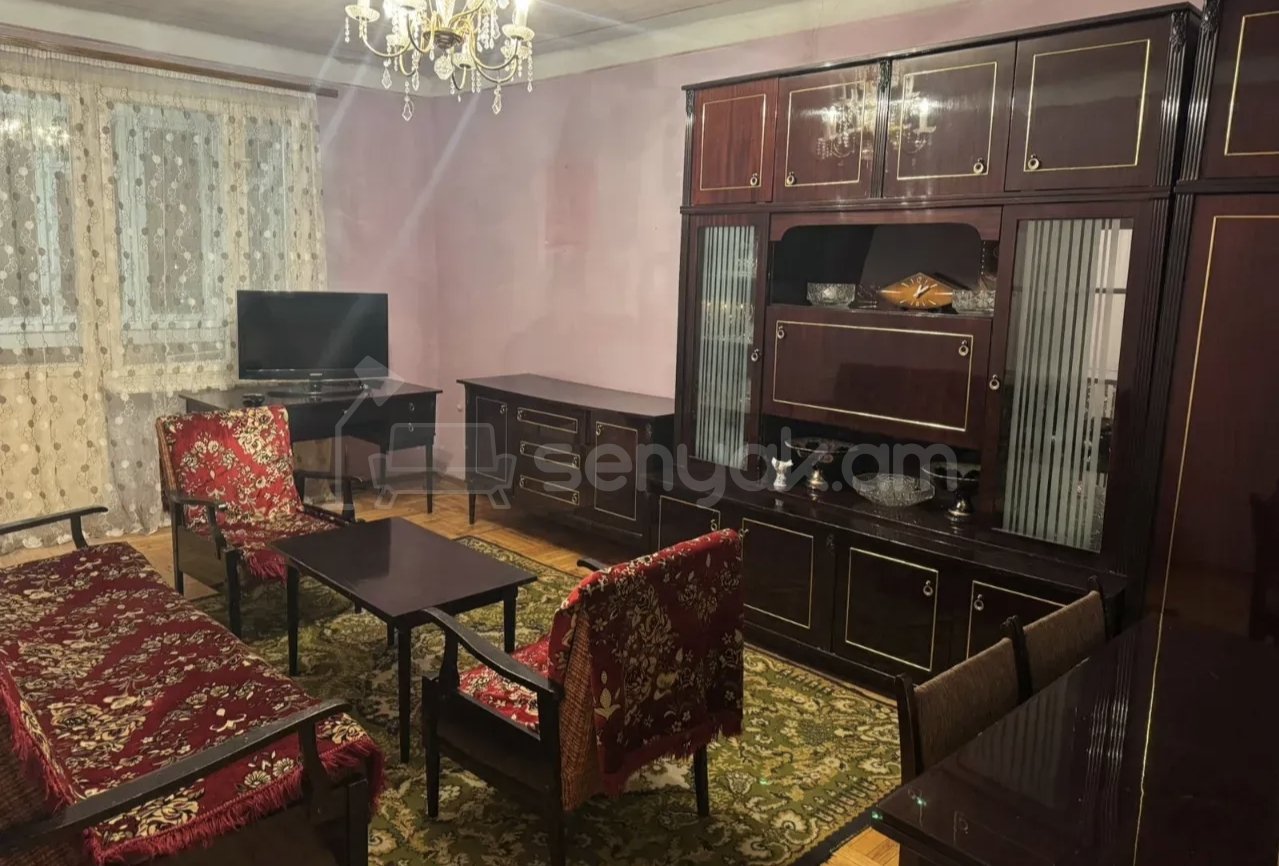 3 Սենյականոց Բնակարան, 72քմ, 4/9 հարկ, Նորմալ Վիճակում, Կահավորված, Արևկող