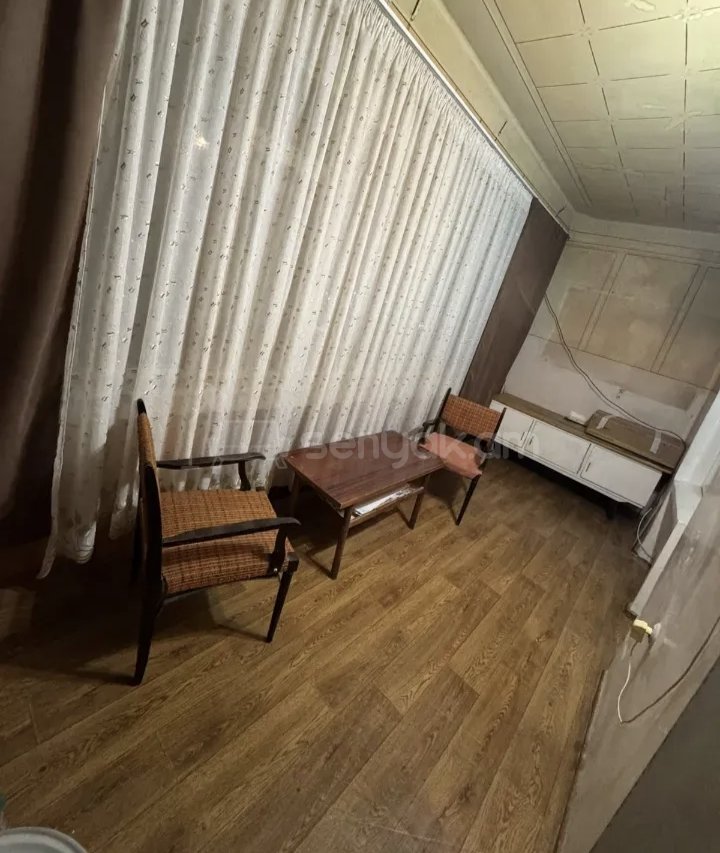 3 Սենյականոց Բնակարան, 72քմ, 4/9 հարկ, Նորմալ Վիճակում, Կահավորված, Արևկող