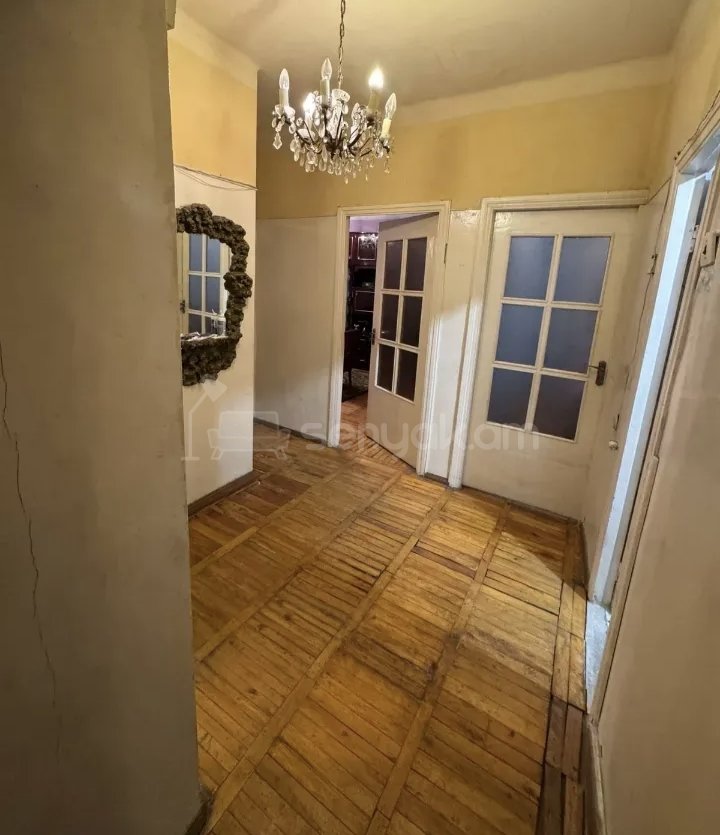 3 Սենյականոց Բնակարան, 72քմ, 4/9 հարկ, Նորմալ Վիճակում, Կահավորված, Արևկող