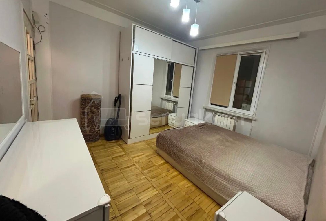 3 Սենյականոց Բնակարան, 100քմ, 2/9 հարկ, Նորմալ Վիճակում, Կահավորված