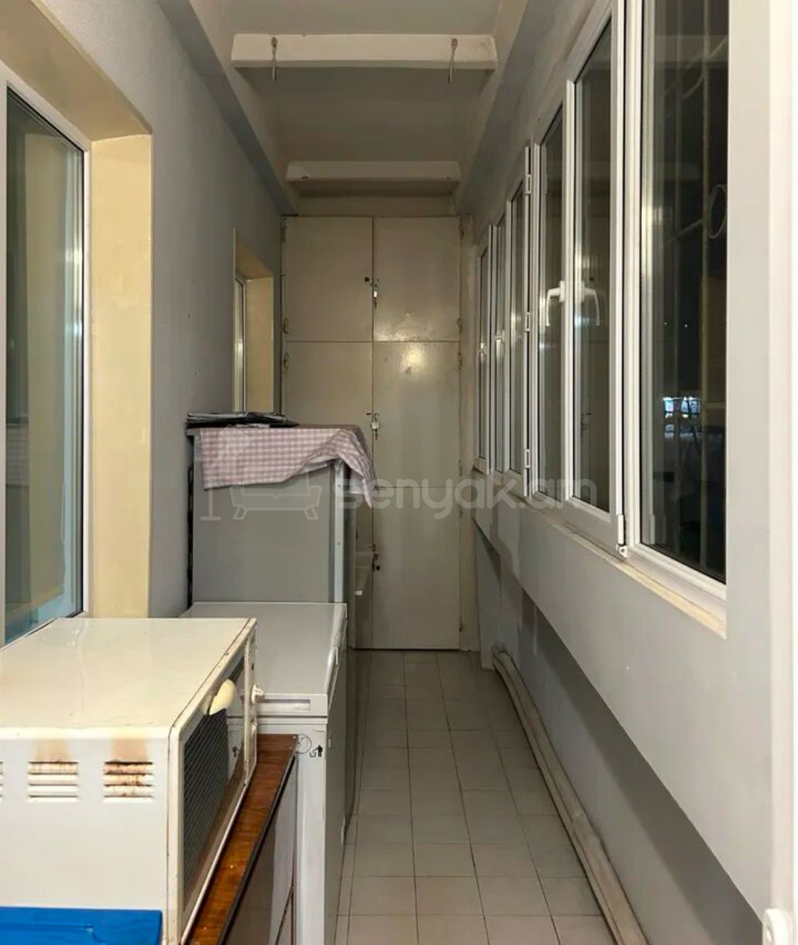 3 Սենյականոց Բնակարան, 100քմ, 2/9 հարկ, Նորմալ Վիճակում, Կահավորված