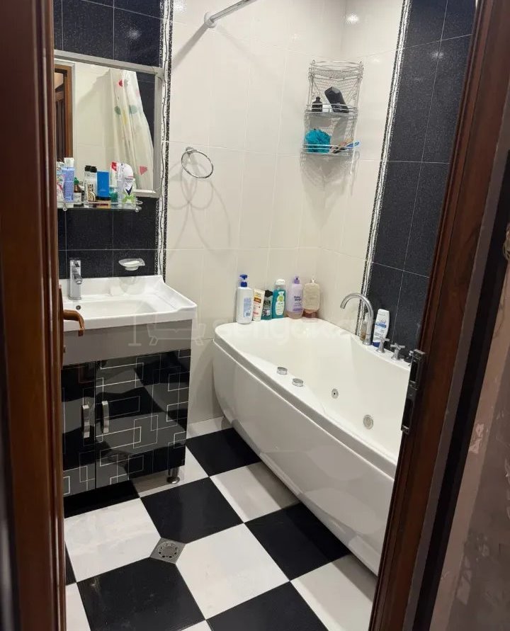 3 Սենյականոց Բնակարան, 79քմ, 3/9 հարկ, Կապիտալ Վերանորոգված