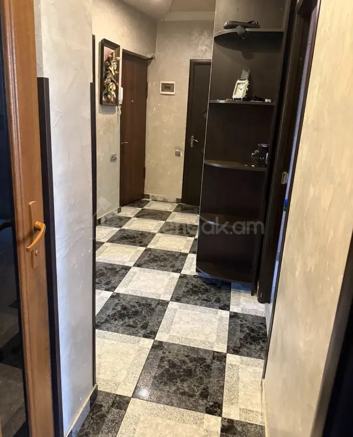 3 Սենյականոց Բնակարան, 79քմ, 3/9 հարկ, Կապիտալ Վերանորոգված