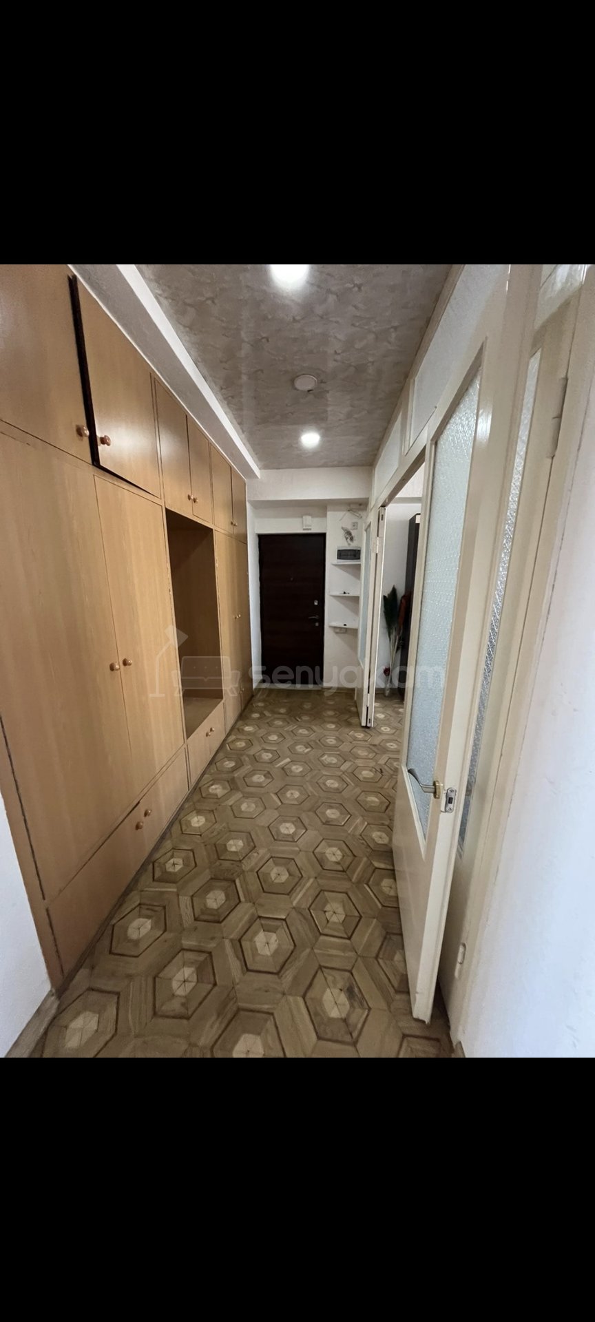 Քնելու Տեղ 11/11 հարկ