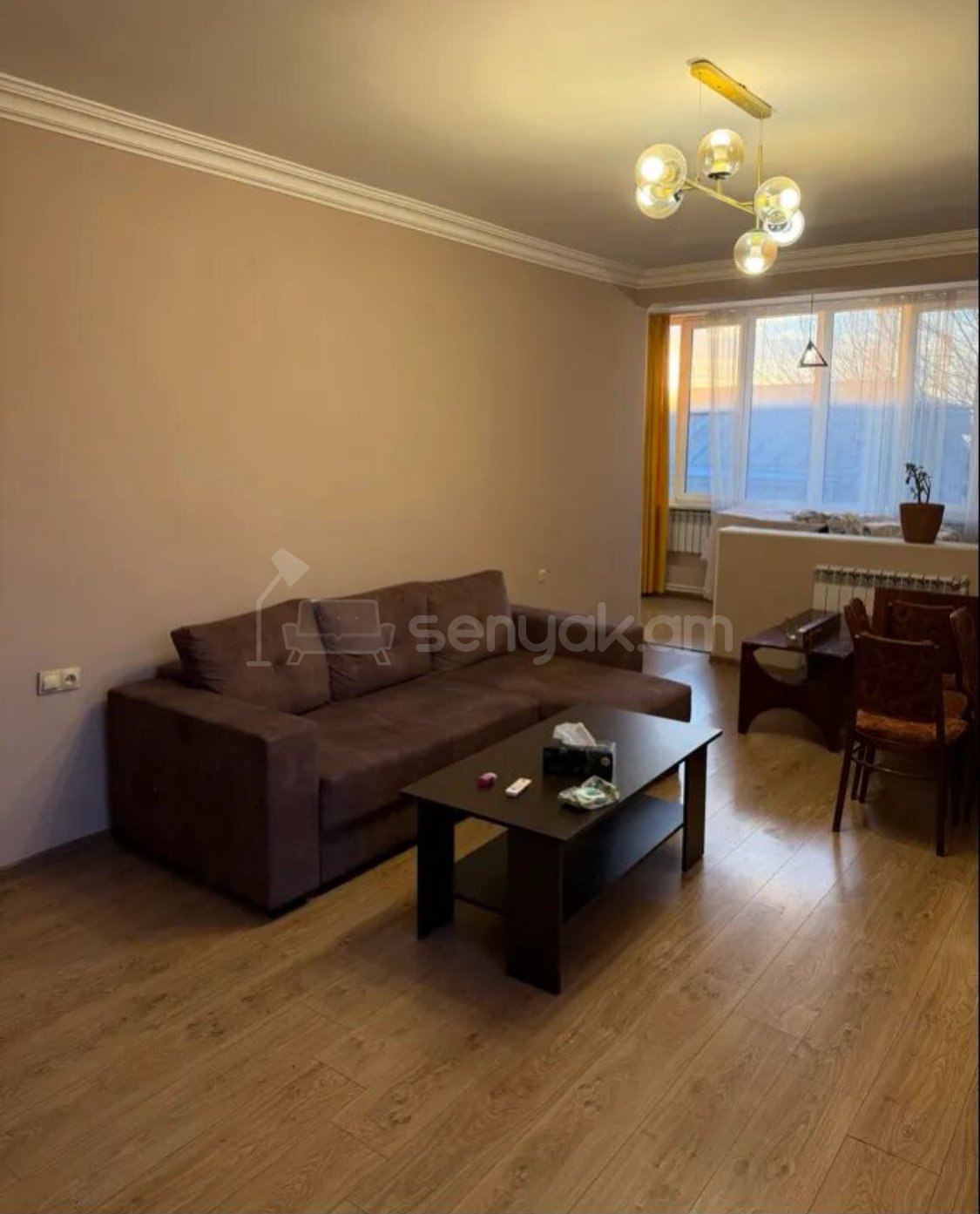 2 Սենյականոց Բնակարան Քարե Շենքում, 70քմ, 3/3 հարկ, Կապիտալ Վերանորոգված, Կահավորված