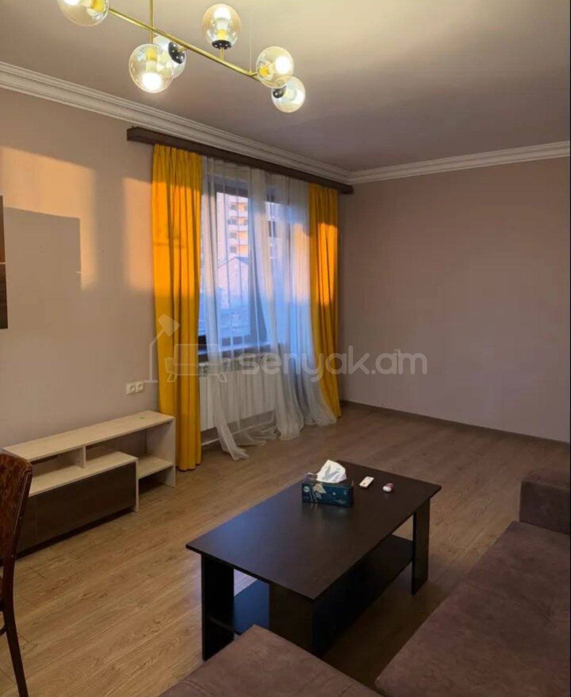 2 Սենյականոց Բնակարան Քարե Շենքում, 70քմ, 3/3 հարկ, Կապիտալ Վերանորոգված, Կահավորված