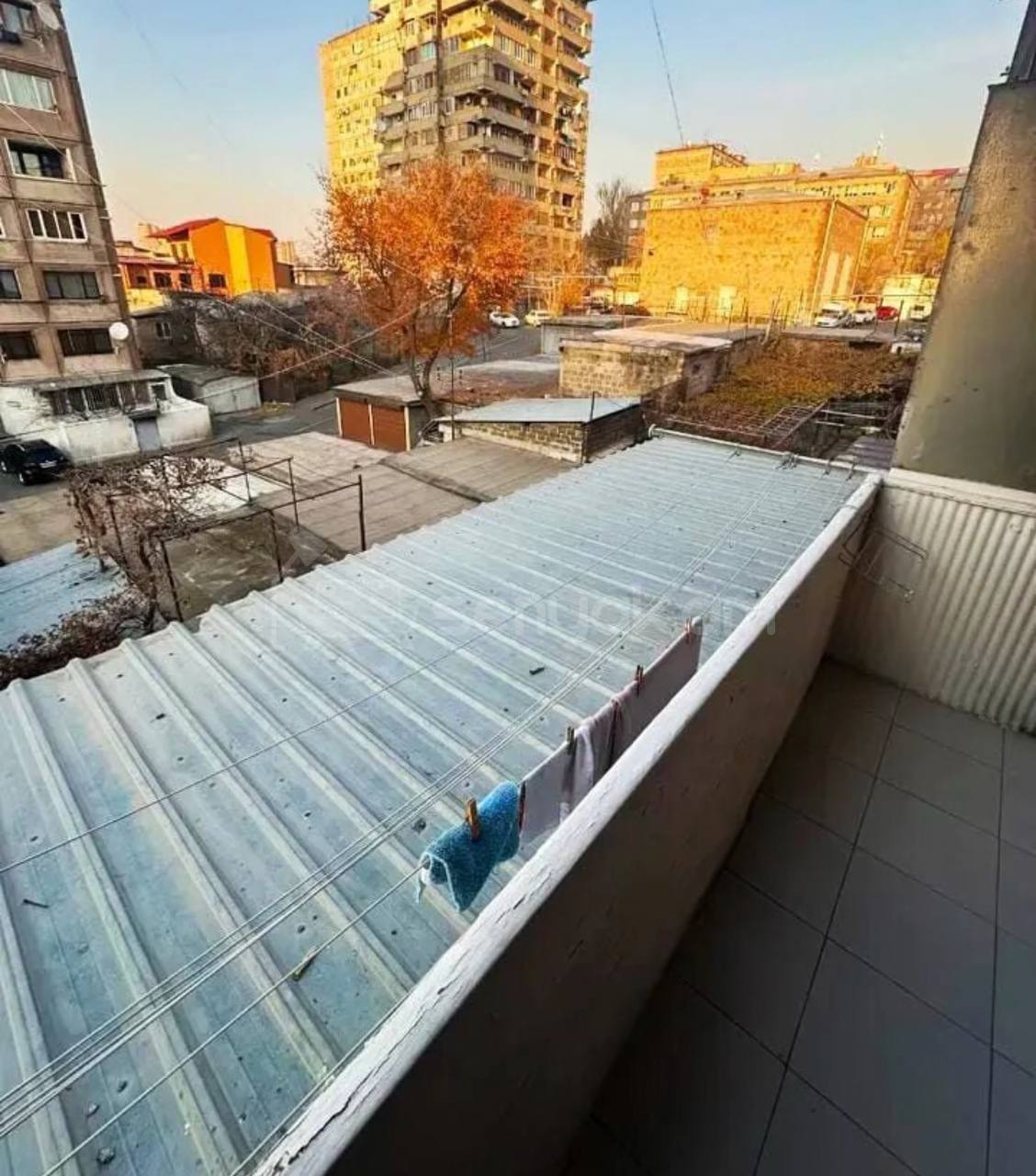 3 Սենյականոց Բնակարան Քարե Շենքում, 60քմ, 3/5 հարկ, Կոսմետիկ Վերանորոգված, Կահավորված