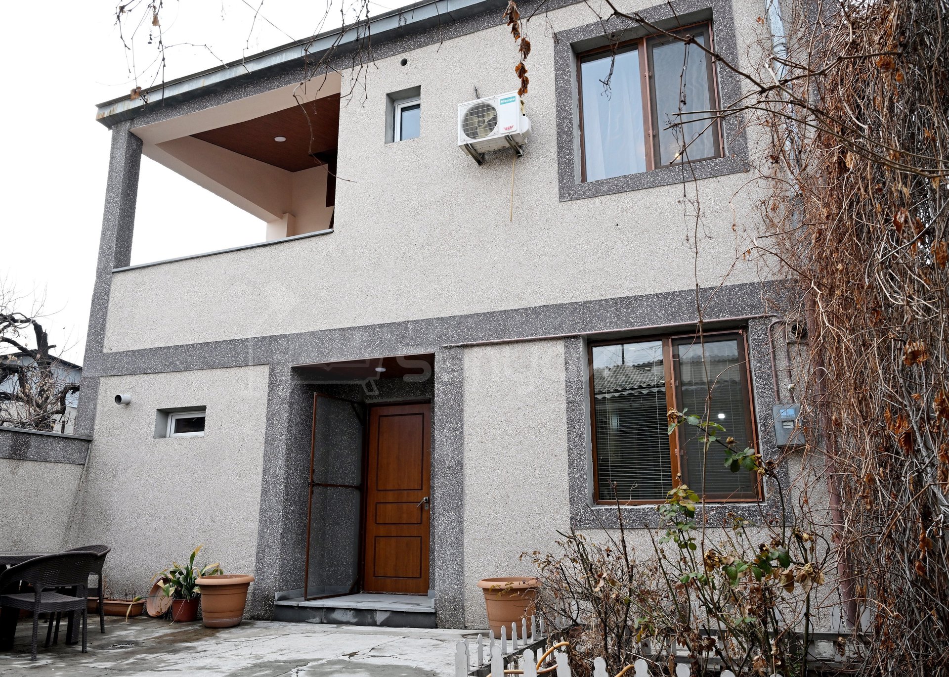 4 Սենյականոց Սեփական Տուն, 180քմ, Կապիտալ Վերանորոգված, Կահավորված, Ավտոտնակով