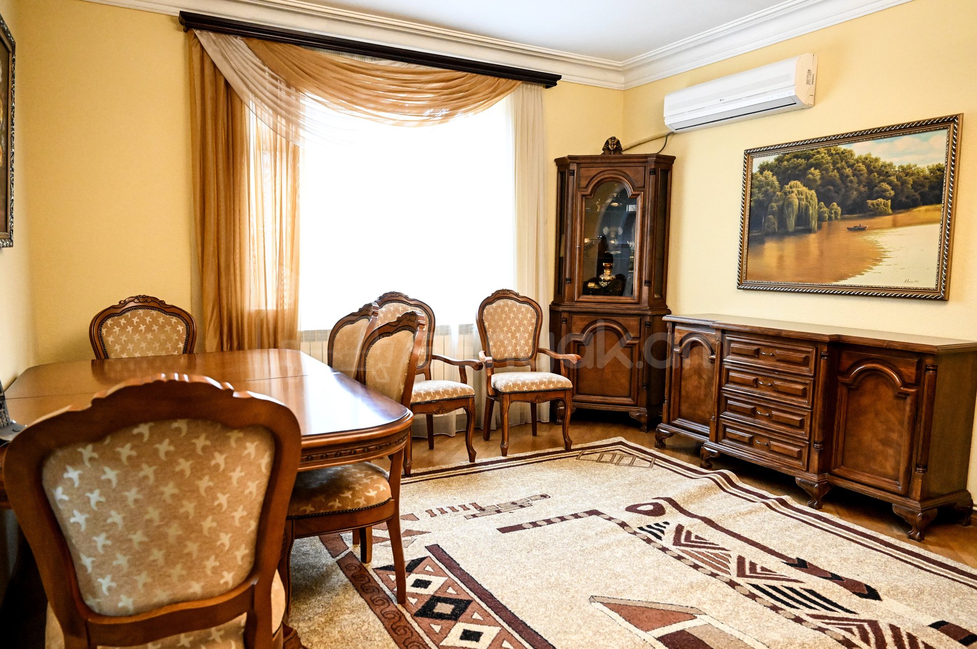 4 Սենյականոց Սեփական Տուն, 180քմ, Կապիտալ Վերանորոգված, Կահավորված, Ավտոտնակով