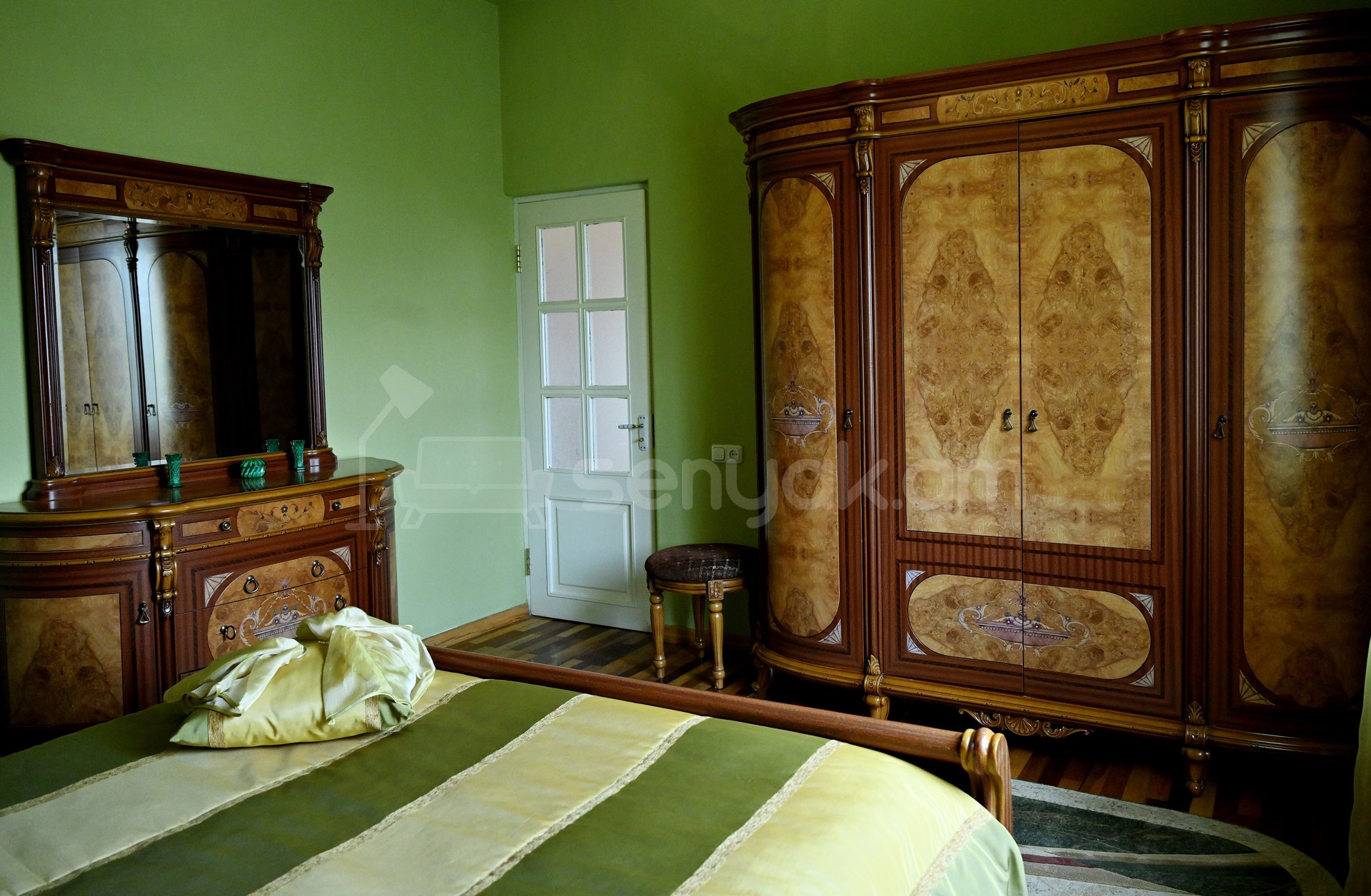 4 Սենյականոց Սեփական Տուն, 180քմ, Կապիտալ Վերանորոգված, Կահավորված, Ավտոտնակով