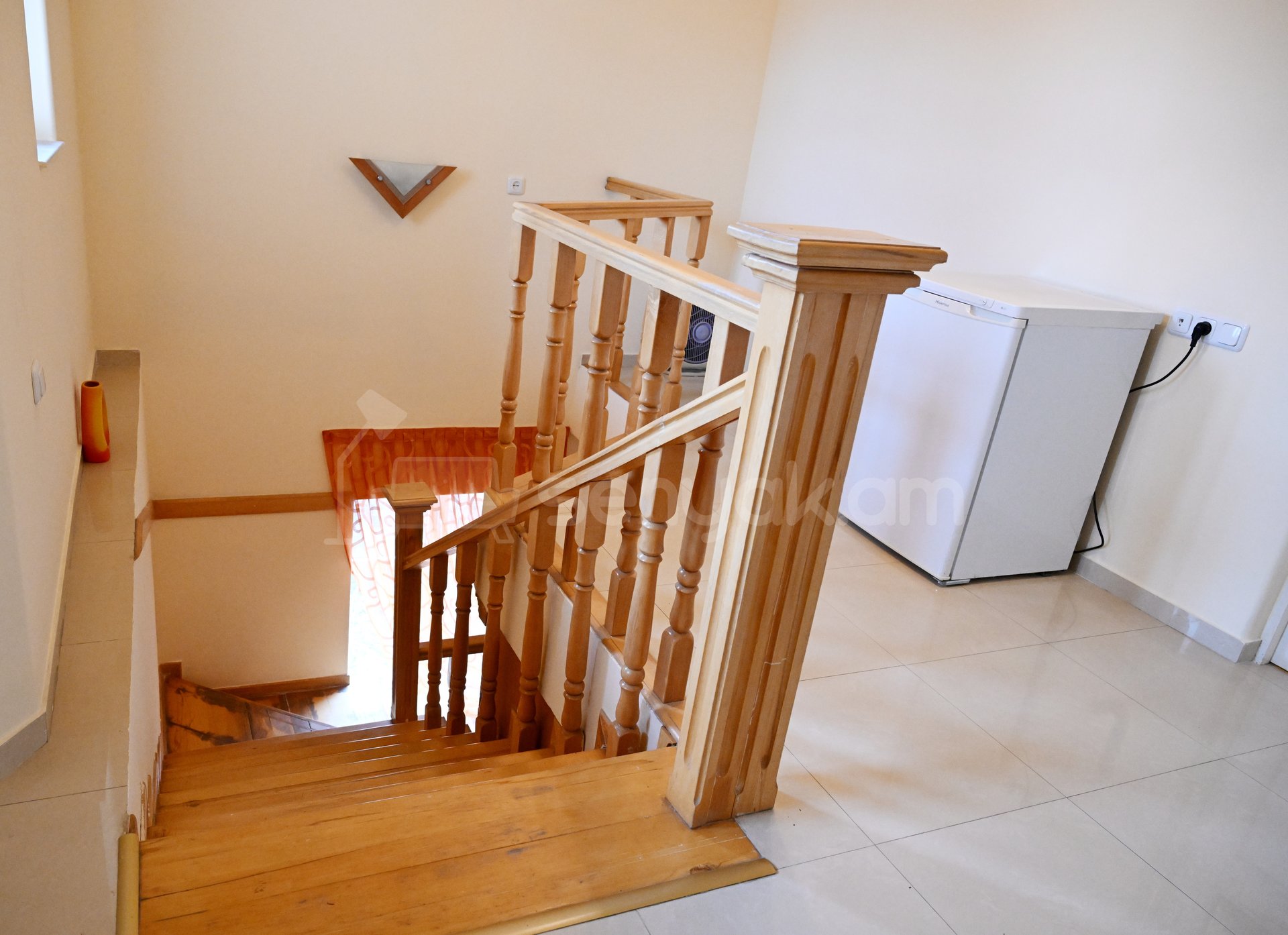 4 Սենյականոց Սեփական Տուն, 180քմ, Կապիտալ Վերանորոգված, Կահավորված, Ավտոտնակով