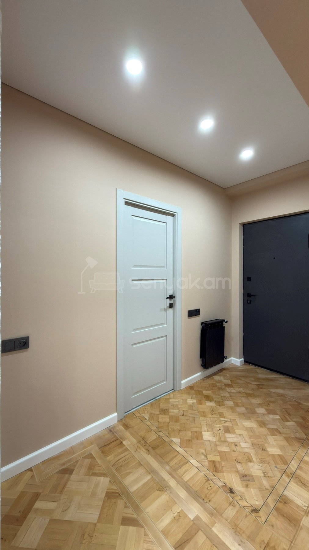 2 Սենյականոց Բնակարան, 41քմ, 2/9 հարկ, Դիզայներական Վերանորոգված