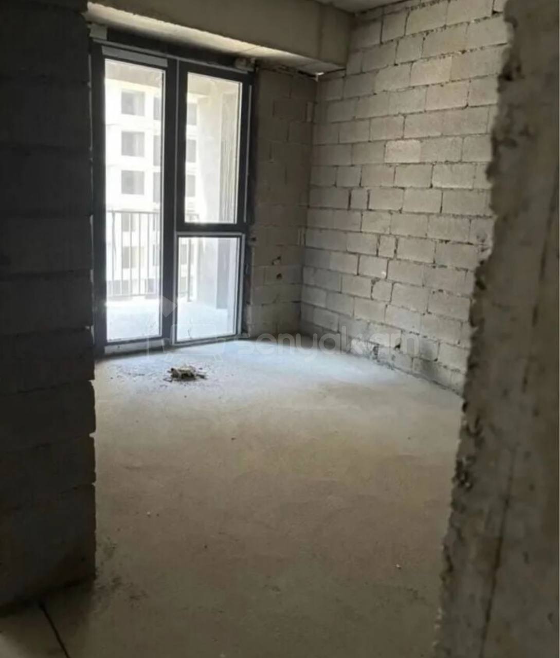 3 Սենյականոց Բնակարան, 96քմ, 3/14 հարկ, Զրոյական Վիճակում