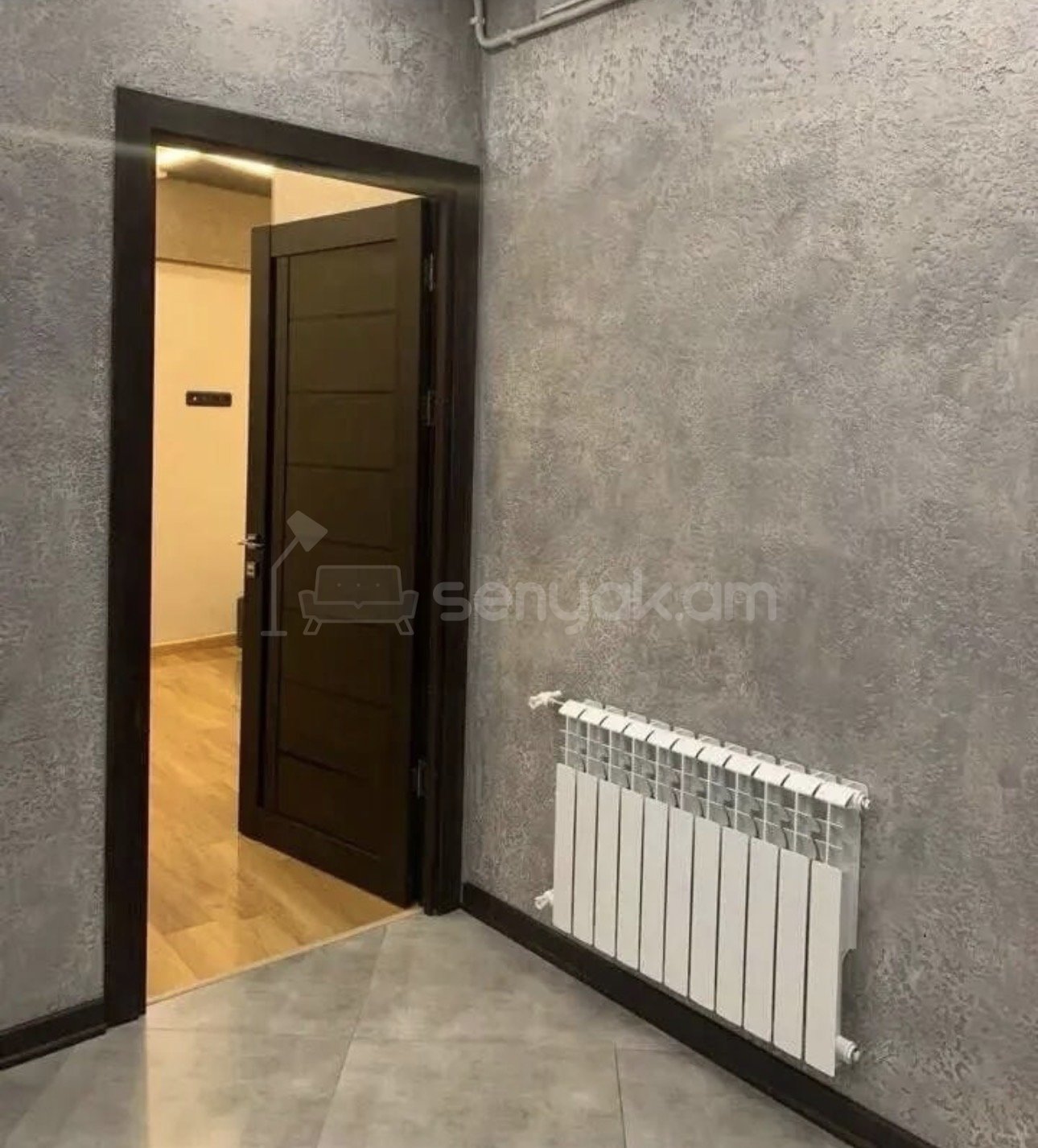 2 Սենյականոց Բնակարան Քարե Շենքում, 54քմ, 5/5 հարկ, Կապիտալ Վերանորոգված