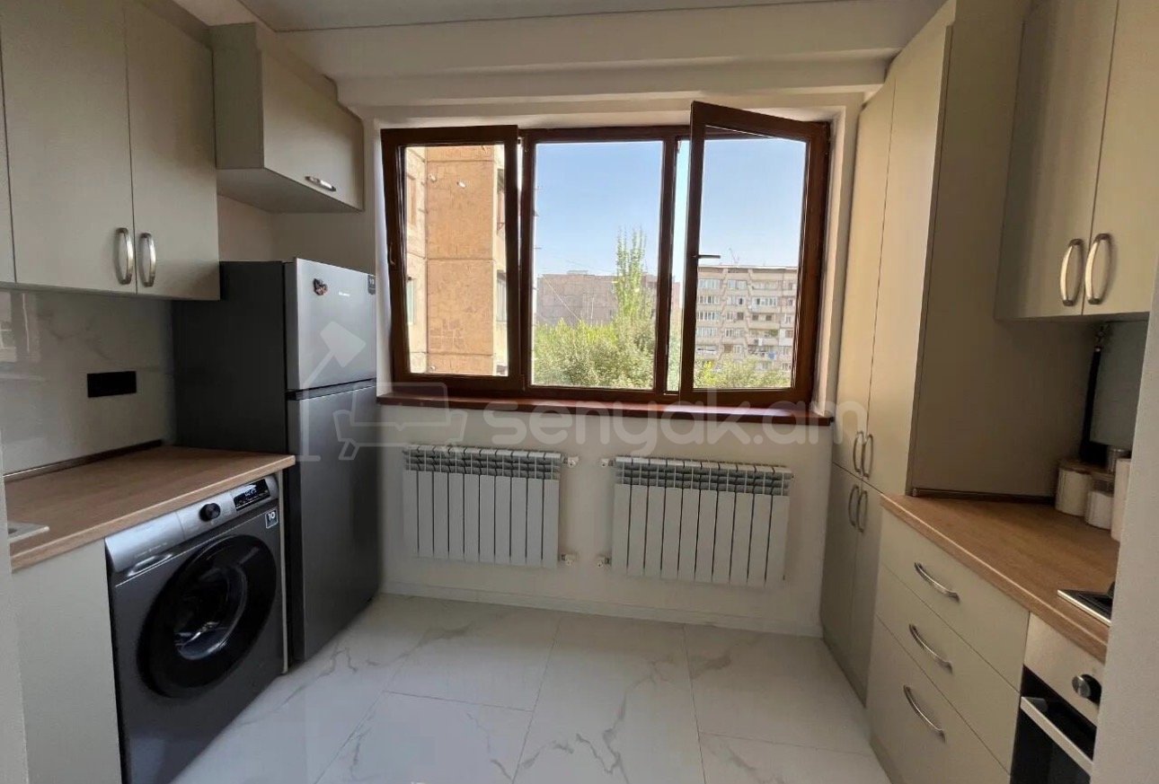 2 Սենյականոց Բնակարան, 42քմ, 5/9 հարկ, Դիզայներական Վերանորոգված