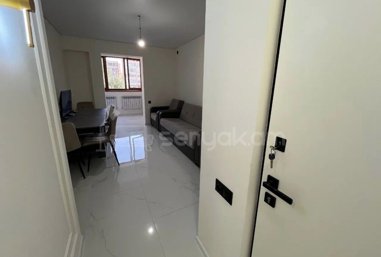 2 Սենյականոց Բնակարան, 42քմ, 5/9 հարկ, Դիզայներական Վերանորոգված