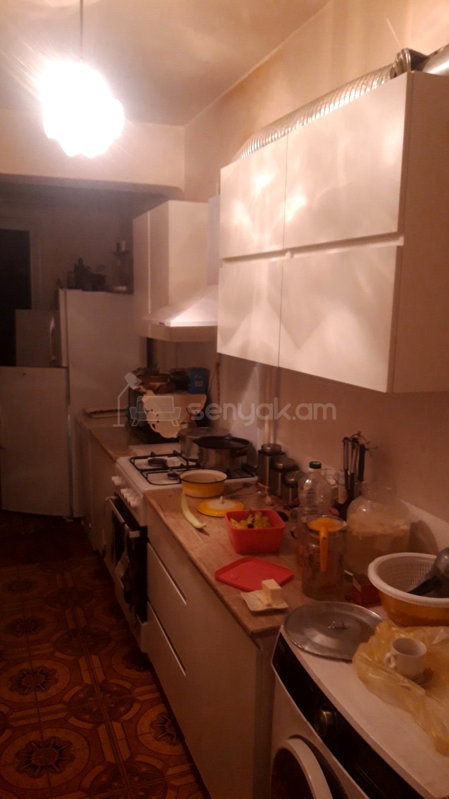 3 Սենյականոց Բնակարան Քարե Շենքում, 76քմ, 5/5 հարկ, Նորմալ Վիճակում