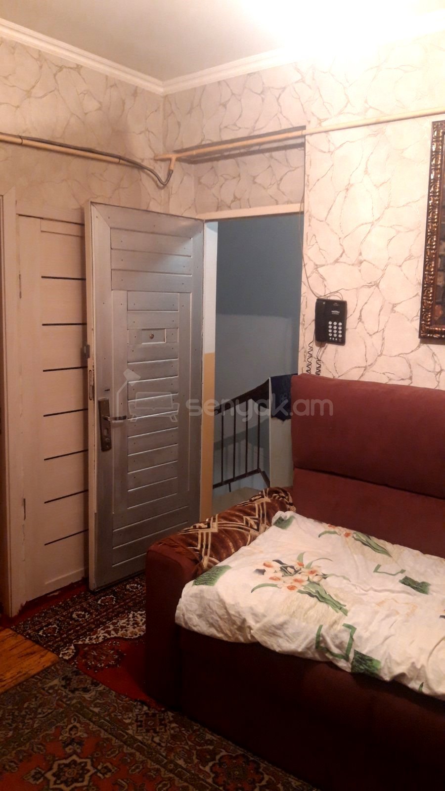 3 Սենյականոց Բնակարան Քարե Շենքում, 76քմ, 5/5 հարկ, Նորմալ Վիճակում