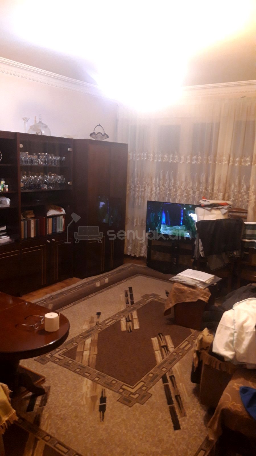 3 Սենյականոց Բնակարան Քարե Շենքում, 76քմ, 5/5 հարկ, Նորմալ Վիճակում