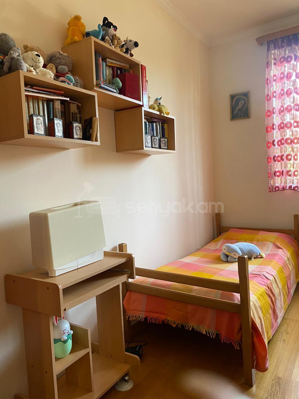 3 Սենյականոց Բնակարան Նորակառույցում, 75քմ, 2/4 հարկ, Կապիտալ Վերանորոգված, Կահավորված, Արևկող