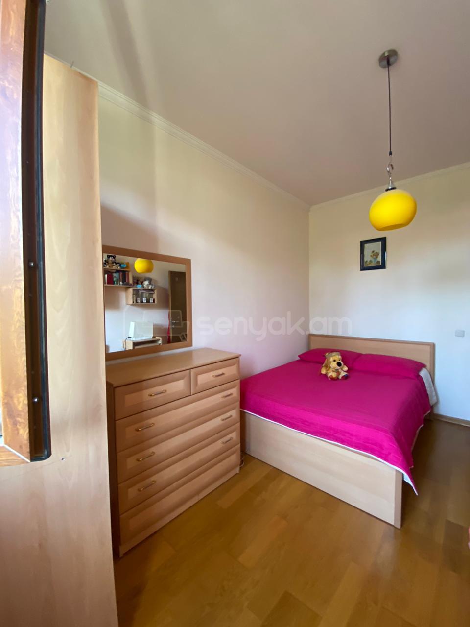 3 Սենյականոց Բնակարան Նորակառույցում, 75քմ, 2/4 հարկ, Կապիտալ Վերանորոգված, Կահավորված, Արևկող