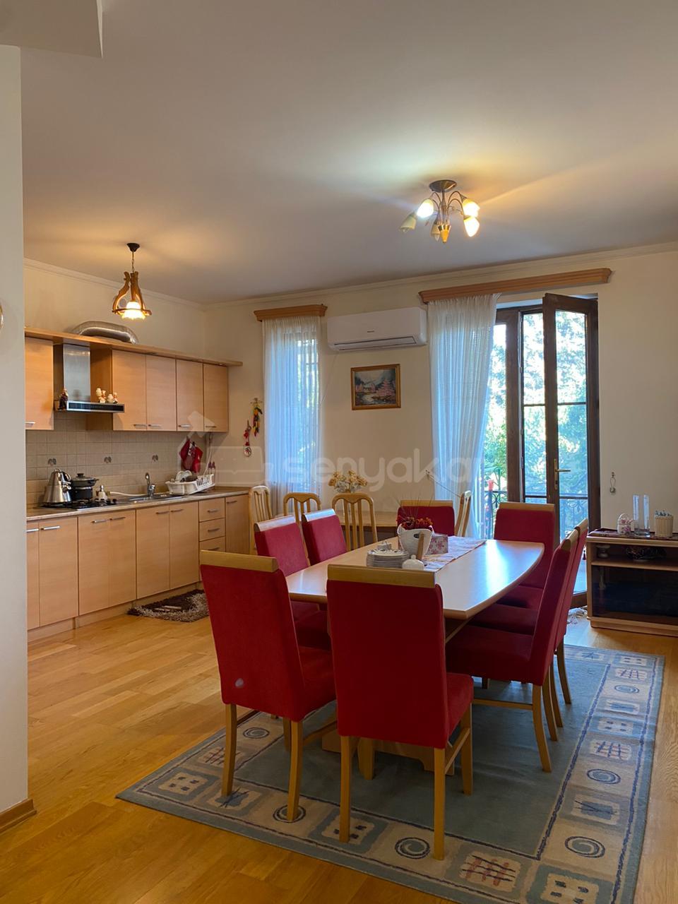 3 Սենյականոց Բնակարան Նորակառույցում, 75քմ, 2/4 հարկ, Կապիտալ Վերանորոգված, Կահավորված, Արևկող