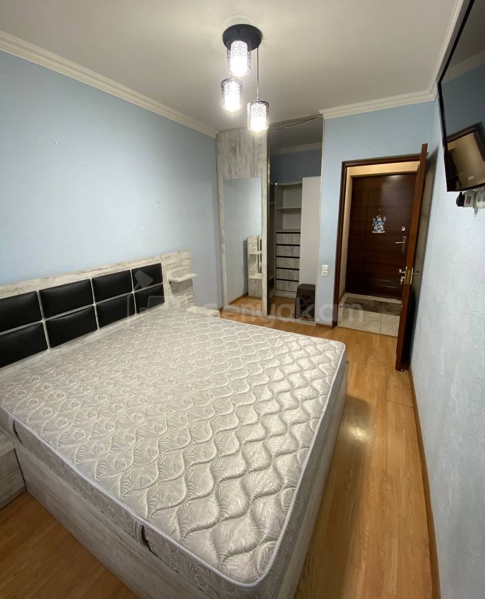 3 Սենյականոց Բնակարան Քարե Շենքում, 67քմ, 3/5 հարկ, Կապիտալ Վերանորոգված, Կահավորված, Արևկող