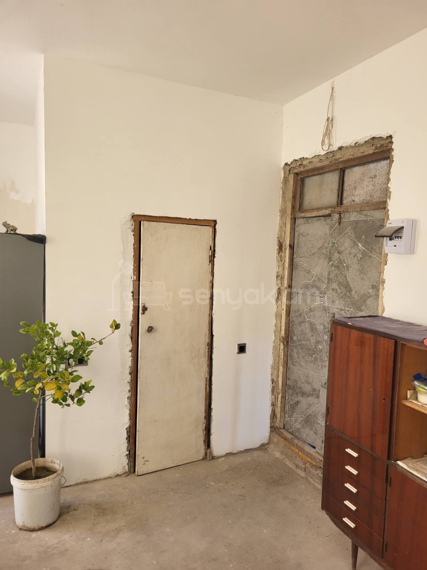 1 Սենյականոց Սեփական Տուն, 30քմ, Կոսմետիկ Վերանորոգված