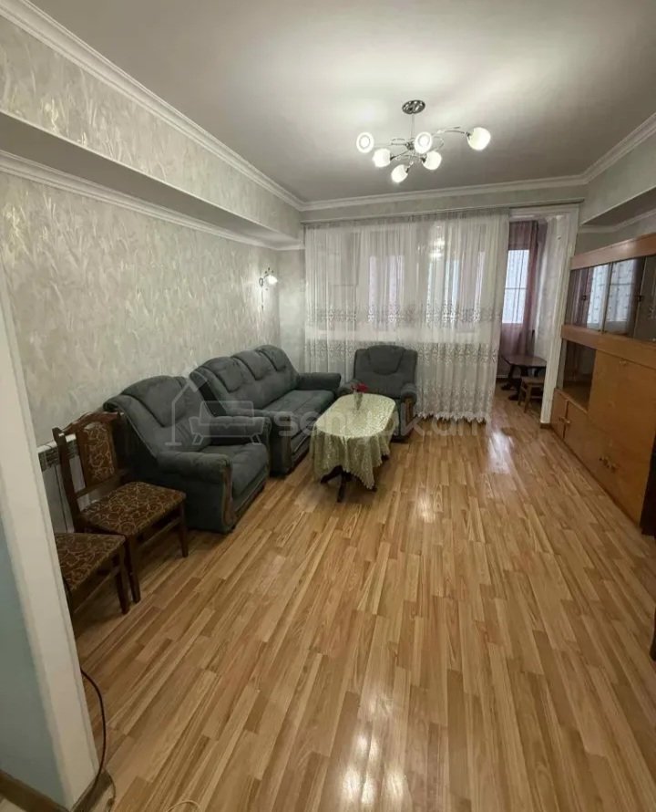 3 Սենյականոց Բնակարան Քարե Շենքում, 69քմ, 8/9 հարկ, Կապիտալ Վերանորոգված, Կահավորված