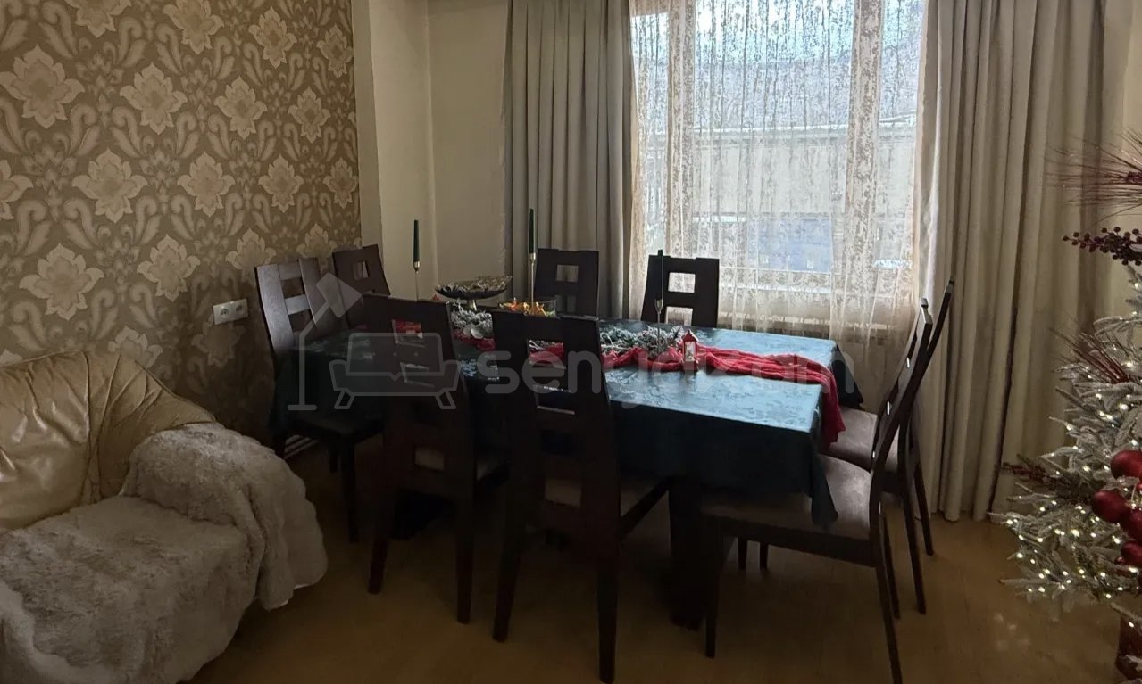 3 Սենյականոց Բնակարան, 82քմ, 4/9 հարկ, Կապիտալ Վերանորոգված, Կահավորված, Արևկող