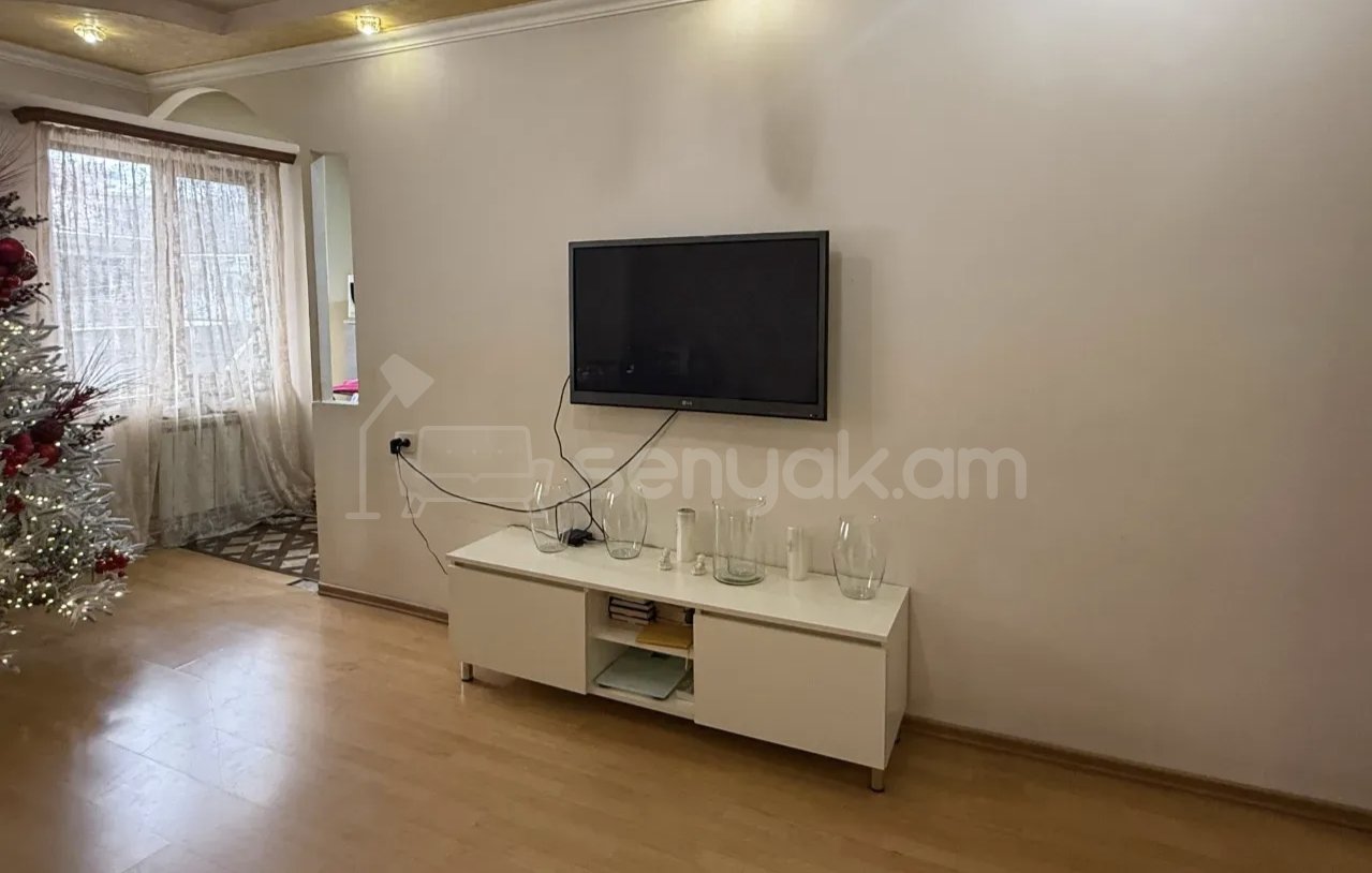 3 Սենյականոց Բնակարան, 82քմ, 4/9 հարկ, Կապիտալ Վերանորոգված, Կահավորված, Արևկող