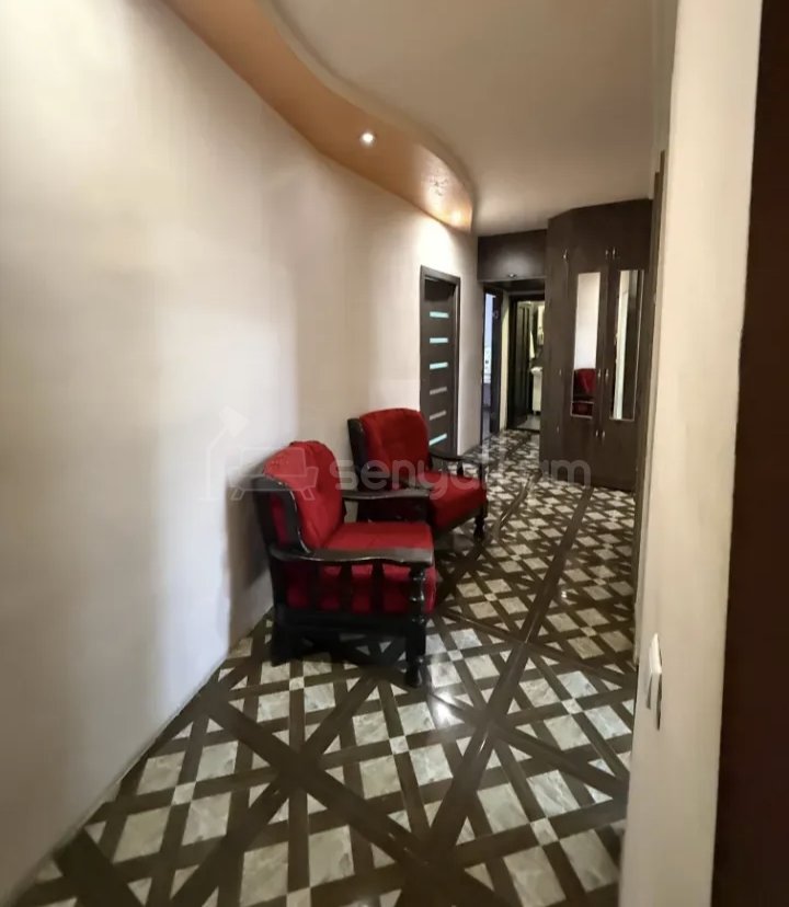 3 Սենյականոց Բնակարան, 82քմ, 4/9 հարկ, Կապիտալ Վերանորոգված, Կահավորված, Արևկող