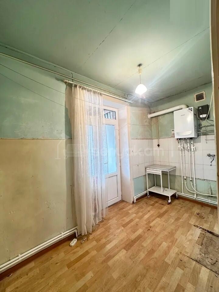 2 Սենյականոց Բնակարան Քարե Շենքում, 66քմ, 5/8 հարկ, Պետական Վիճակում