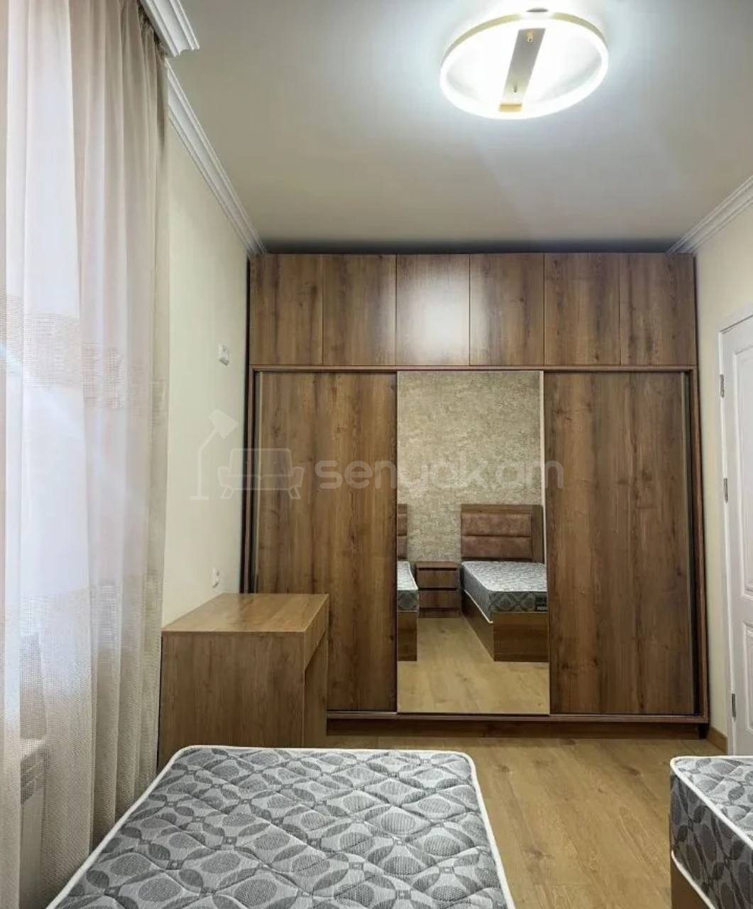 3 Սենյականոց Բնակարան Քարե Շենքում, 50քմ, 3/5 հարկ, Կապիտալ Վերանորոգված, Կահավորված