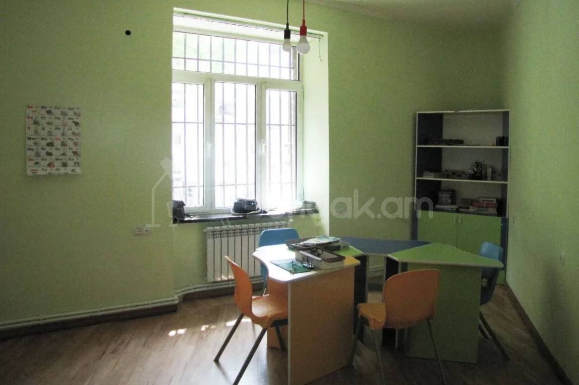 Օֆիսային Տարածք, 90քմ