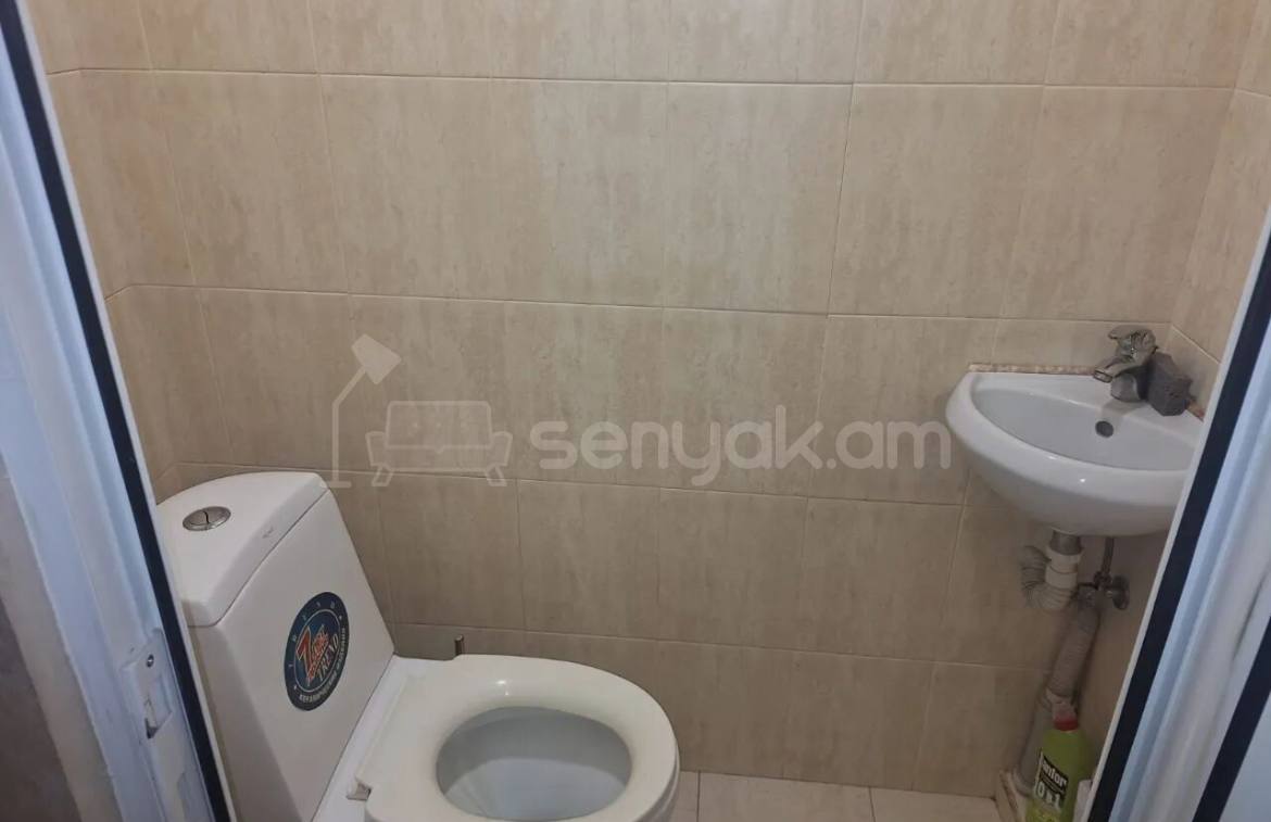 3 Սենյականոց Բնակարան, 78քմ, 6/9 հարկ, Կապիտալ Վերանորոգված, Կահավորված, Արևկող