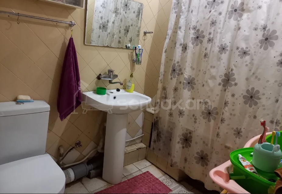 3 Սենյականոց Բնակարան, 86քմ, 7/14 հարկ, Նորմալ Վիճակում