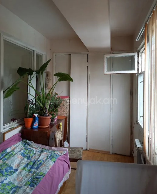 3 Սենյականոց Բնակարան, 86քմ, 7/14 հարկ, Նորմալ Վիճակում