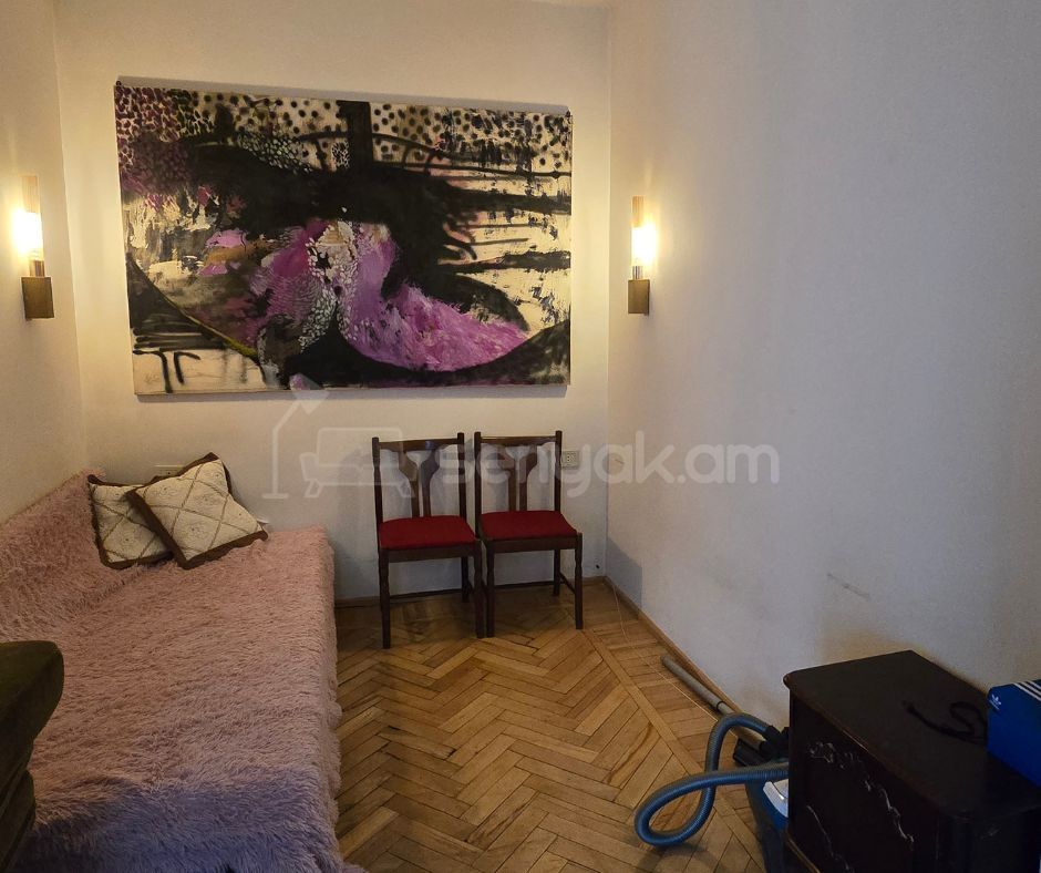 2 Սենյականոց Բնակարան Քարե Շենքում, 48քմ, 2/4 հարկ, Կոսմետիկ Վերանորոգված, Կահավորված, Արևկող