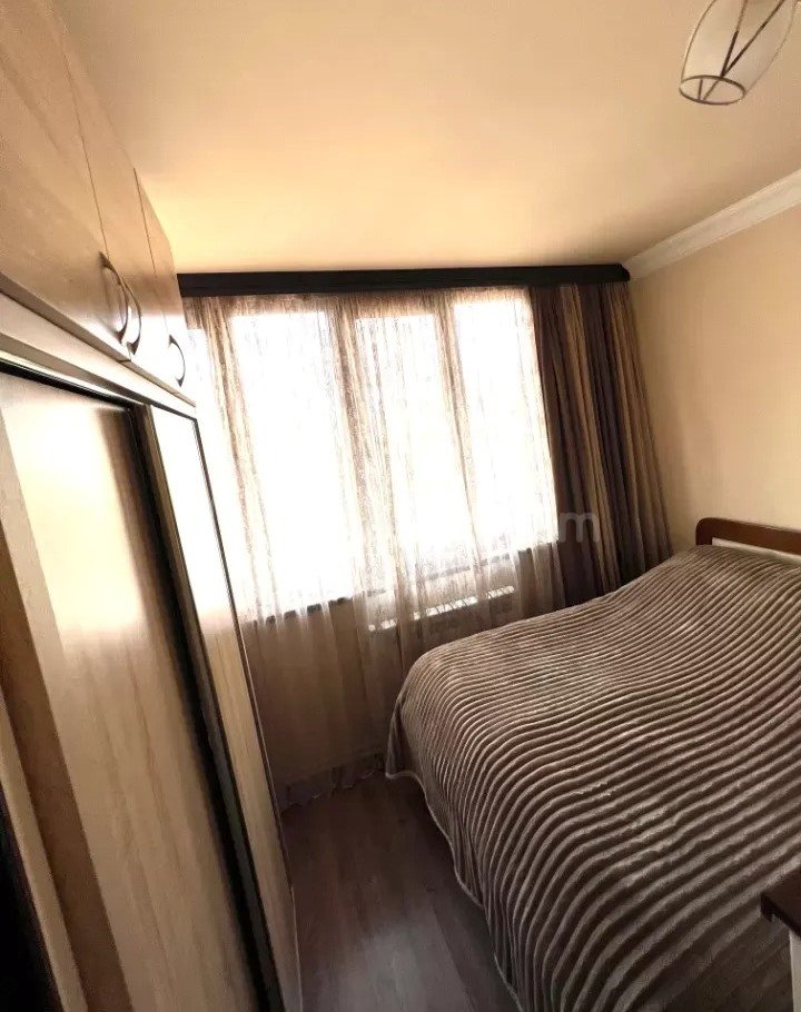 3 Սենյականոց Բնակարան Քարե Շենքում, 67քմ, 3/5 հարկ, Կոսմետիկ Վերանորոգված