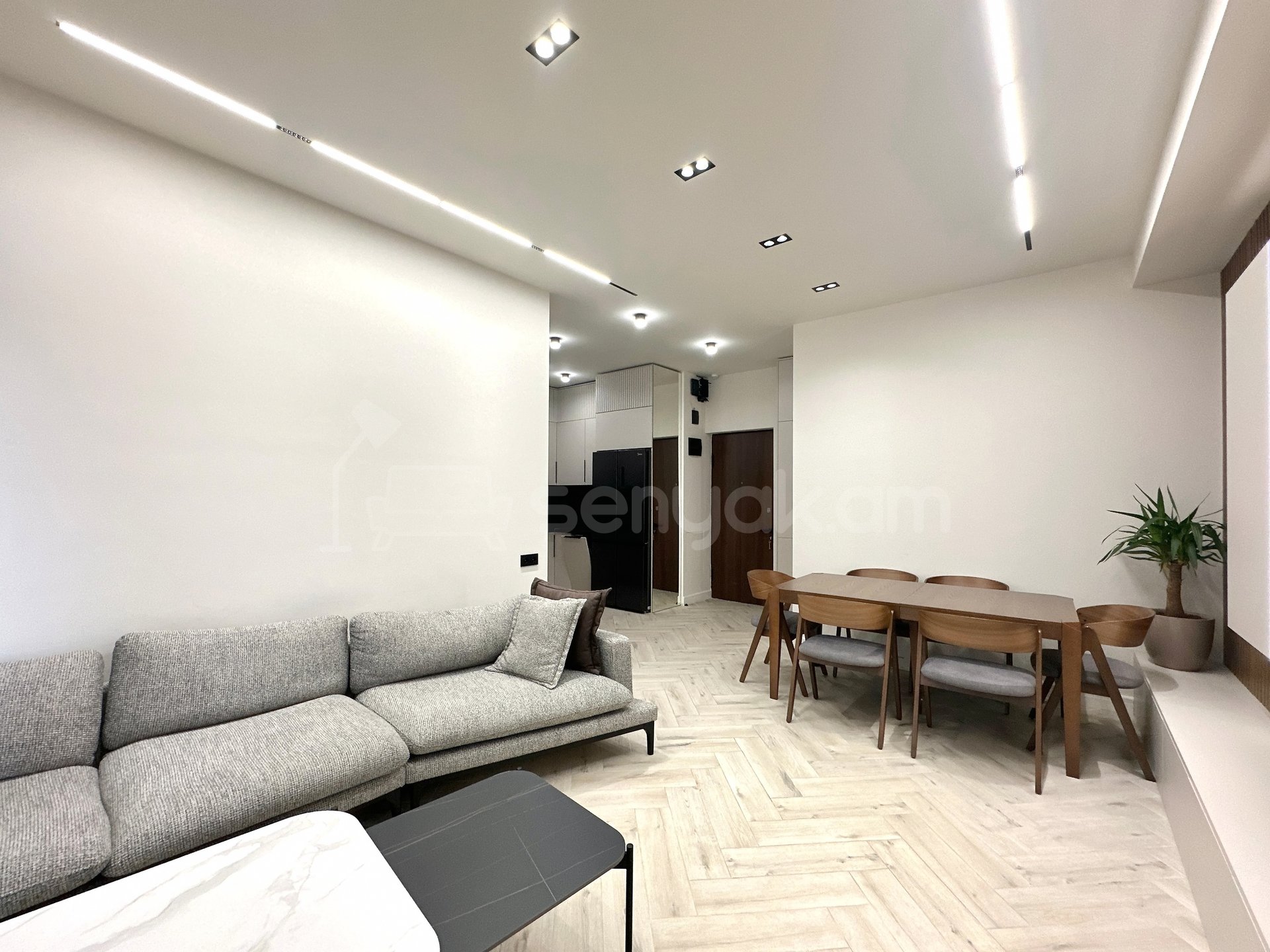 2 Սենյականոց Բնակարան Նորակառույցում, 57քմ, 4/18 հարկ, Դիզայներական Վերանորոգված