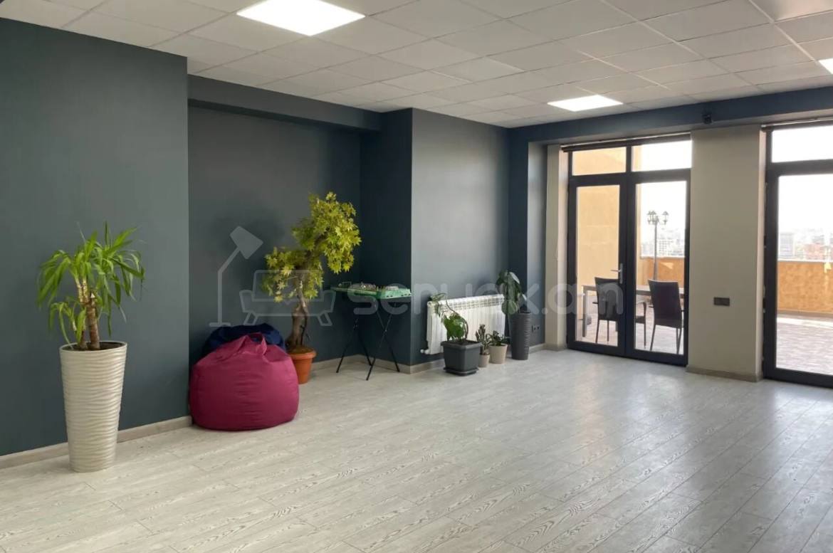 Օֆիսային Տարածք, 260քմ, Կապիտալ Վերանորոգված