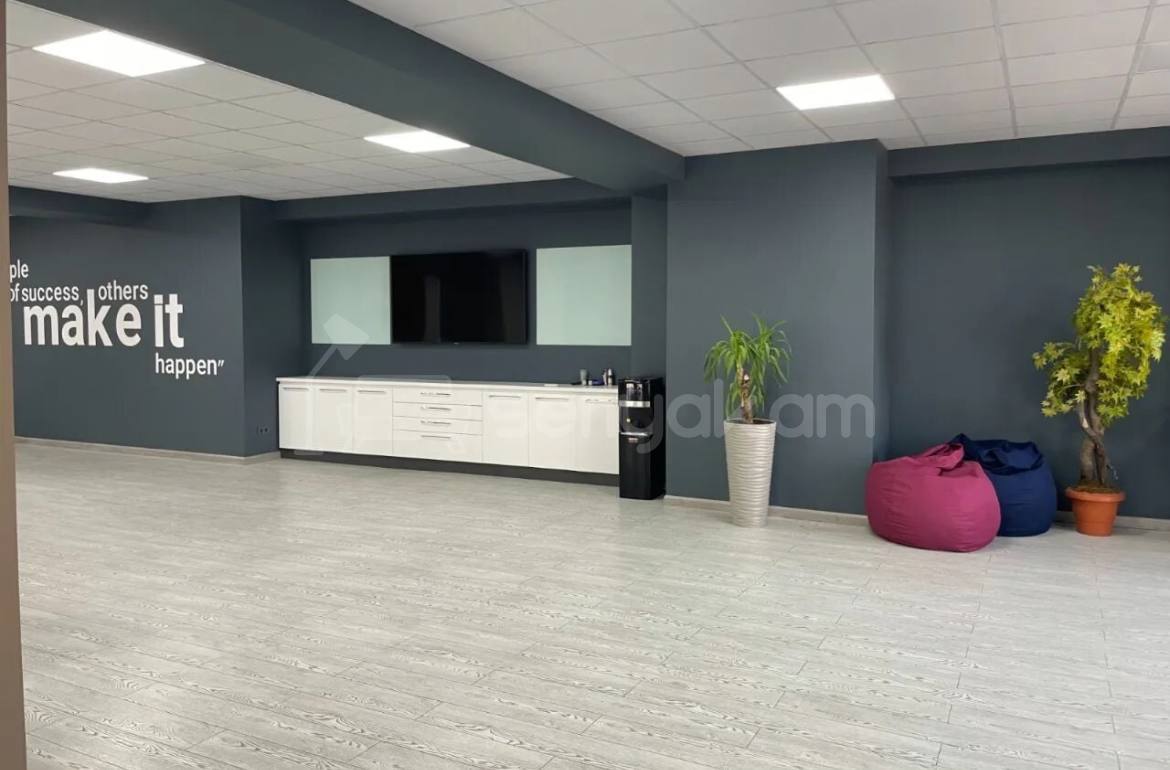 Օֆիսային Տարածք, 260քմ, Կապիտալ Վերանորոգված