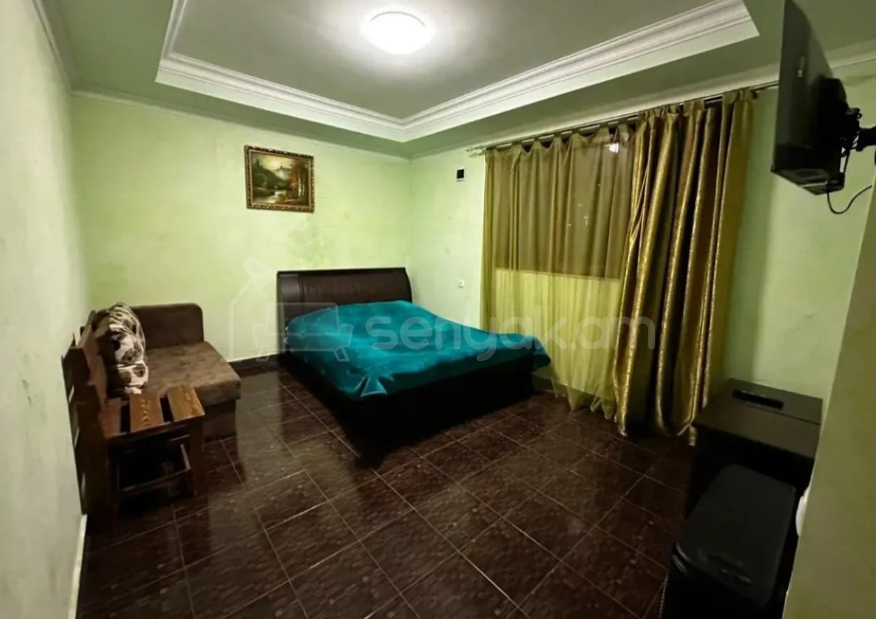 5 Սենյականոց Նորակառույց Շքեղ Առանձնատուն, 250քմ